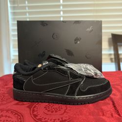 Travis Scott phantom black :p