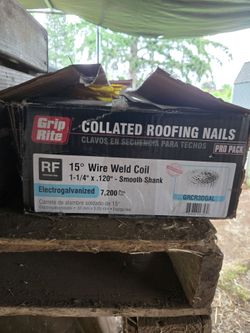 Roofing nails