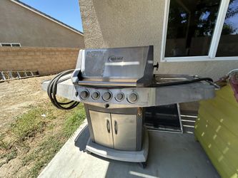 Fiesta Blue Ember 3-Burner Gas Grill
