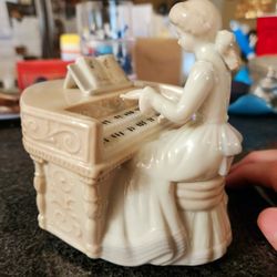 Vintage Otagiri Lady with Piano Music Box-4.5" x 5"