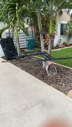 Free Basketball hoop
