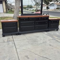 Dresser 7 drawers with Mirror and 2 Nightstand 