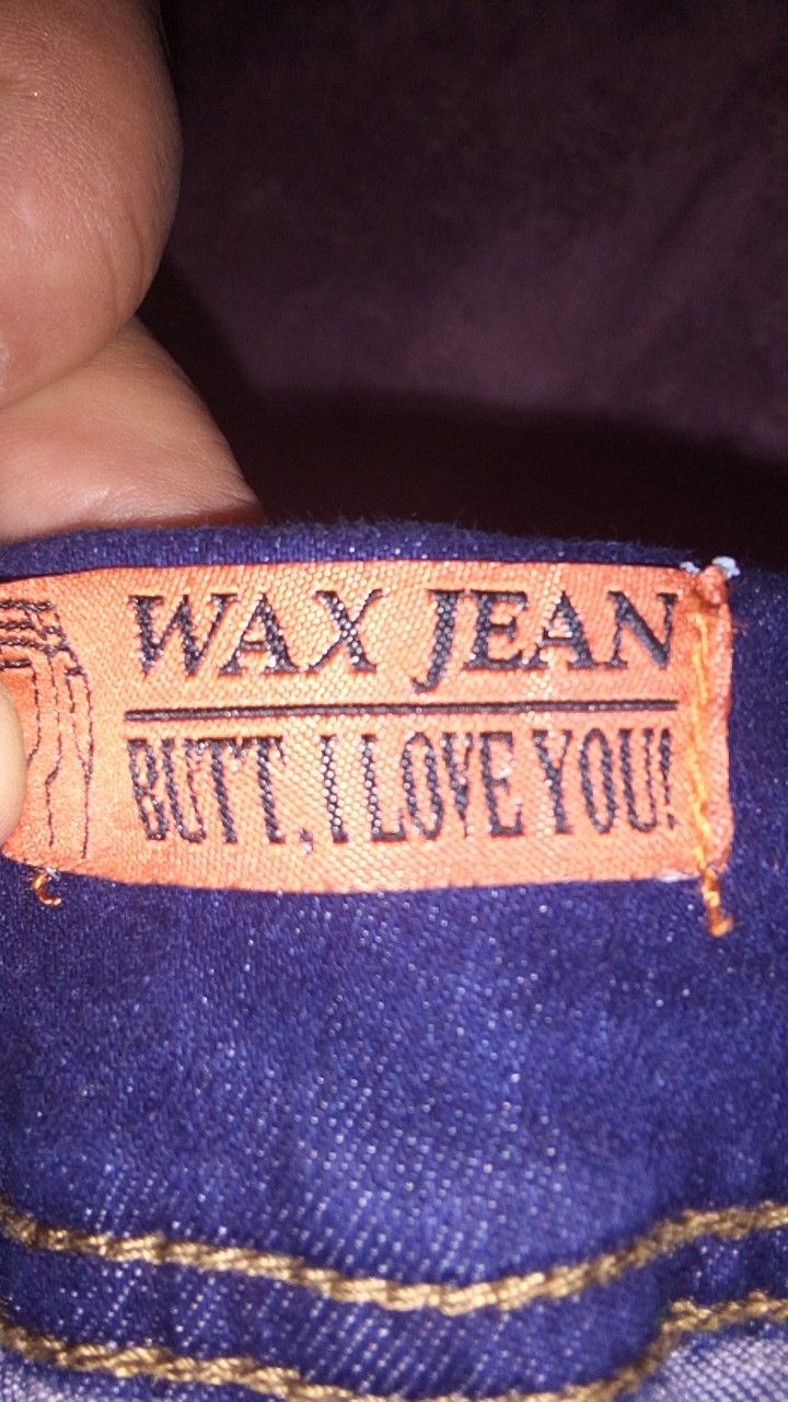 New never worn. Size 5 wax butt jeans