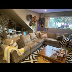Right Facing Sectional Sofa