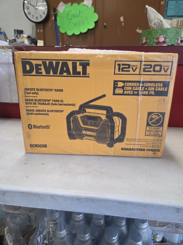 Dewalt Jobsite Bluetooth Radio (Tool Only)