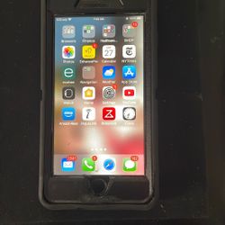 Apple IPhone 8 Plus In Otterbox Defender 256g