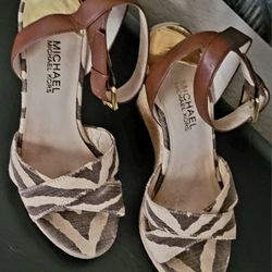 GUC Sz 7 Michael Kors Canvas & Leather Wedges