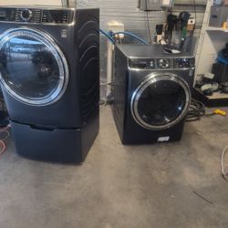 Frontload Washer On Pedestal ($500)