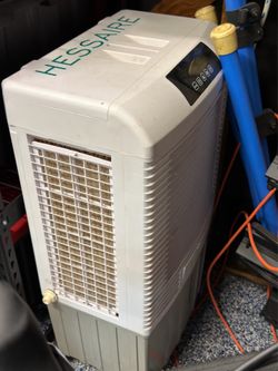 Hessaire swamp cooler - uses water reservoir or connects to hose