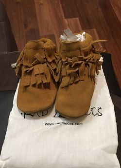 Real suede handmade light brown Mocs