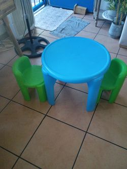 Little Tikes kids table
