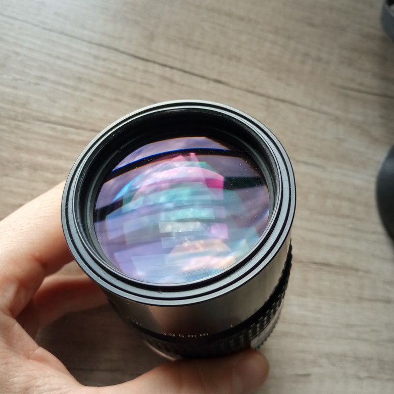 Nikon Nikkor 135mm 2.8 Camera Lens