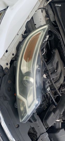 2012-2014 Ford Taurus Headlight Assembly 