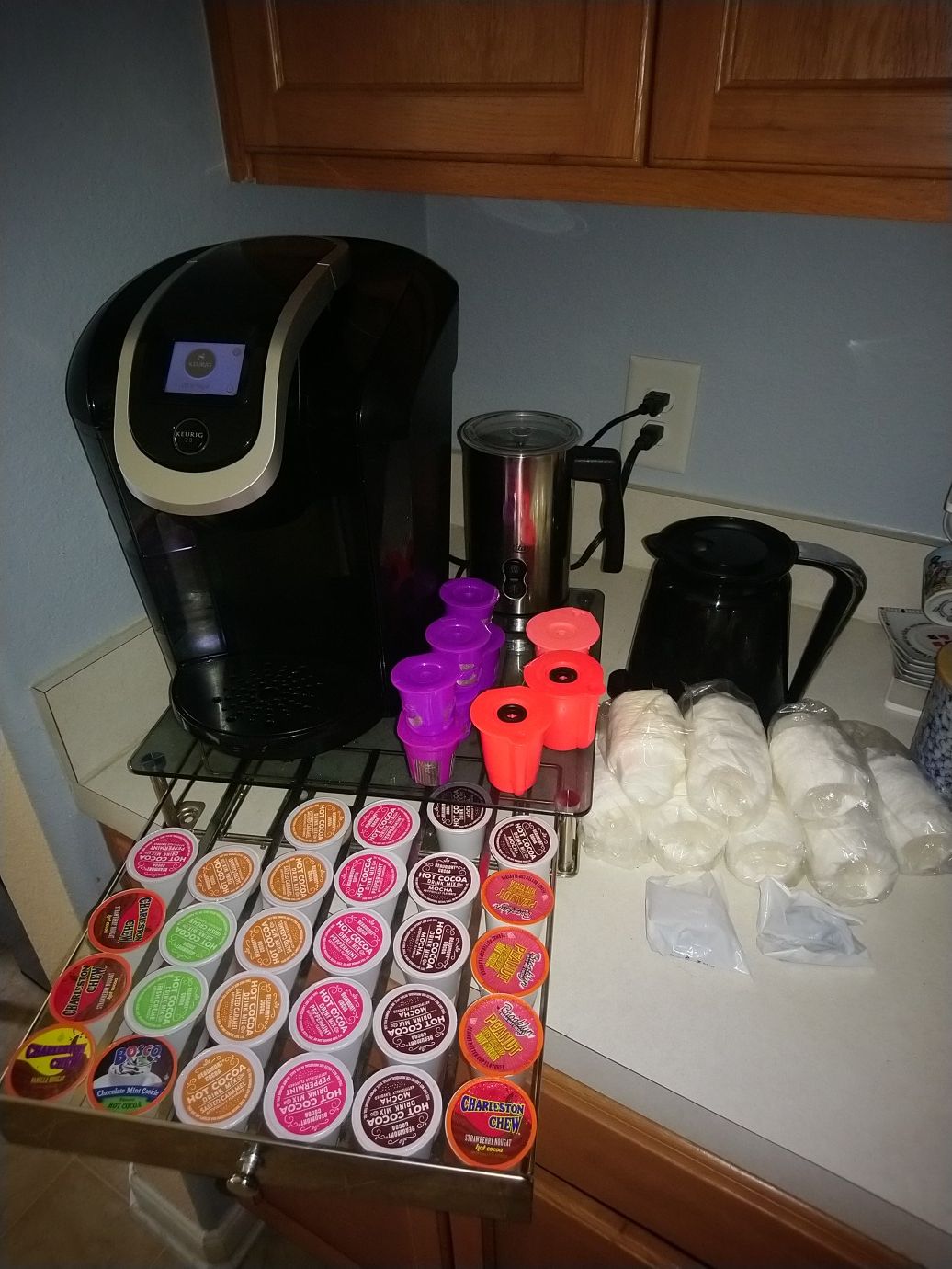 Keurig 2.0 coffee machine set includes it all