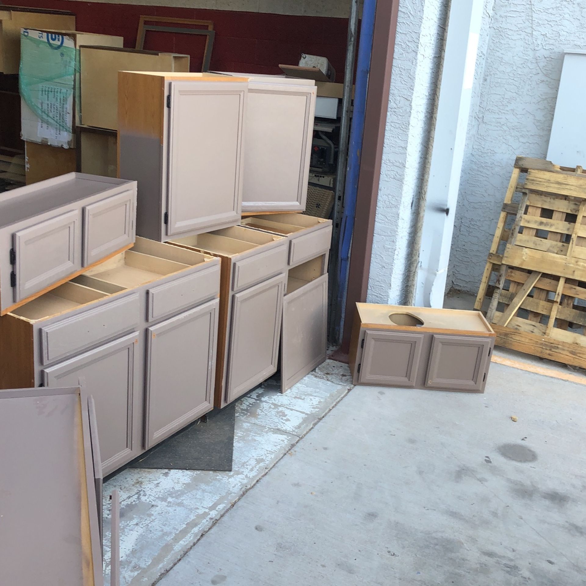 Used Kitchen Cabinets for Sale in Mesa, AZ - OfferUp