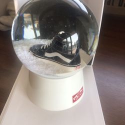 Vans Snowglobe