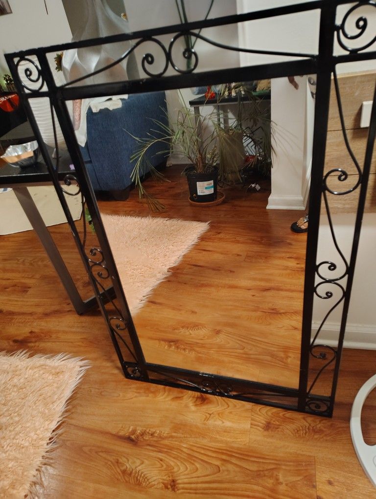 JET BLACK FLOWER DESIGNED WALL MIRROR ANTIQUE