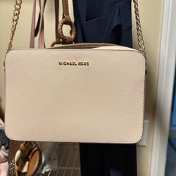 Michael Kors Crossbody Bag