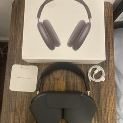 Airpod Max Midnight Black Price is Negotiable