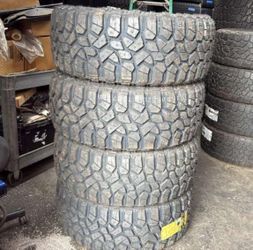 35 X 12.50 R22 Xcelent Set of 4 Brand New