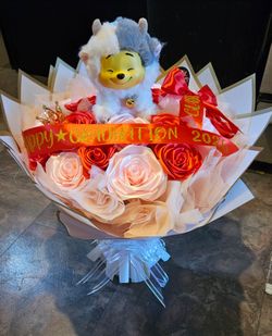 Graduation bouquet eternal roses