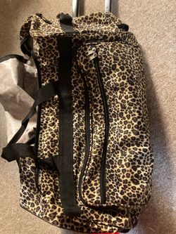 Tiger print travel bag w/handle