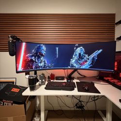 Samsung Odyssey Neo G9 Dual 4K Quantum Mini-LED Gaming Monitor 57”