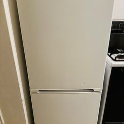 Insignia Refrijeradora …. A Reparar