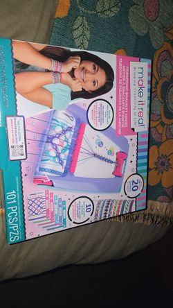 Friendship bracelet kit
