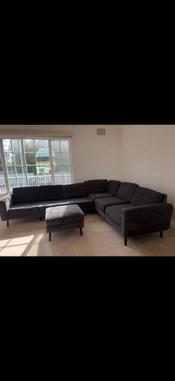 Burrow 6 Seater Couch With Ottoman For 2,000$