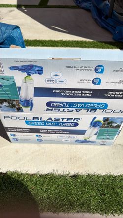 Pool vacuum