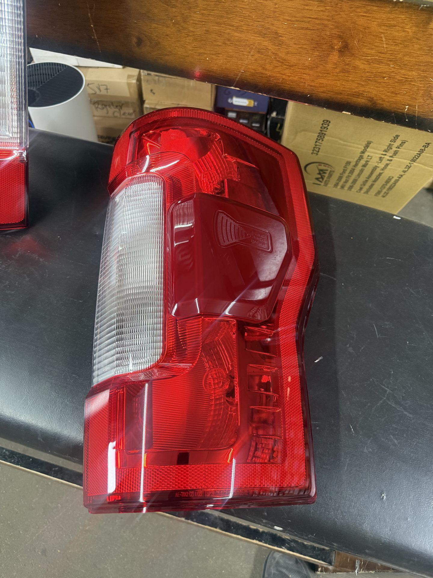 18 Supet duty tail lights