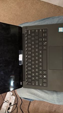 Dell XPS 13 (P82G)