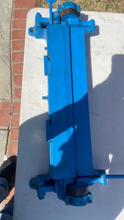 Sheet metal brake