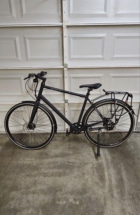 Priority Continuum Onyx Bicycle