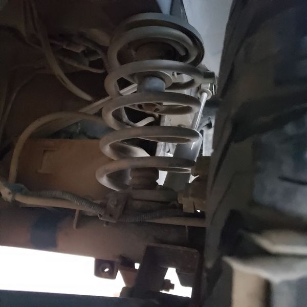 WJ grand cherokee 4" lift coil springs rear for Sale in Fallbrook, CA