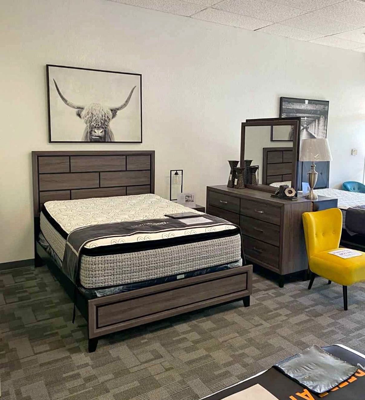 Queen Bedroom Set