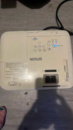 EPSON 1040  POWERLIGHT Home Cinema 