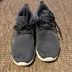 Nikes Size 10