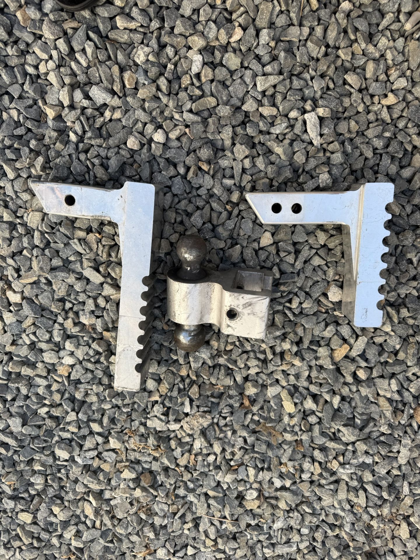 Rapid Truck Hitch (Missing Pin) And Extra Extension Included