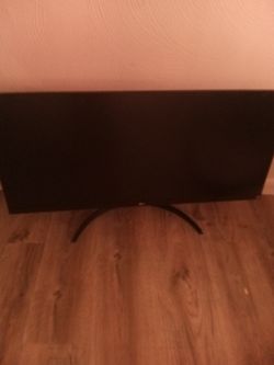 lg model 34wq500 in new condition. Read description
