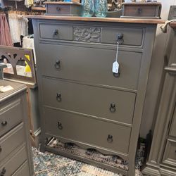 Newly Refinished Dark Gray 6 Drawer Dresser 