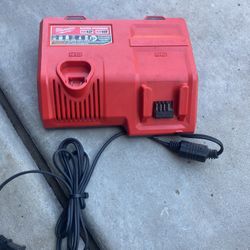 MILWAUKEE M18/M12 Supercharger 