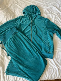 Calvin Klein Women 2x Sweatsuit 