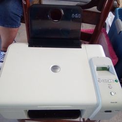 Dell Printer / Paper Copier 