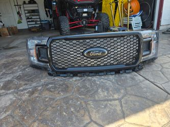 Parrilla + faros Ford F150