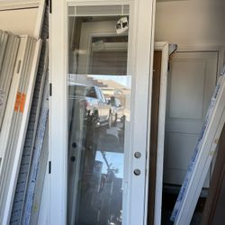 32x96 Right Hand Inswing With Miniblind Insert 