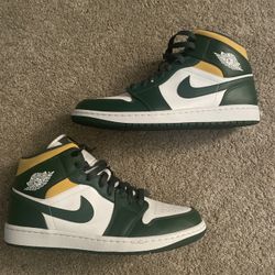 Jordan 1 Mid Sonics 