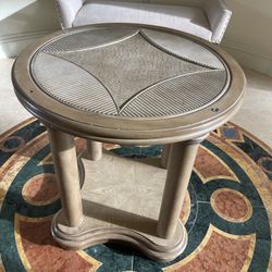 Foyer/ Table Base 