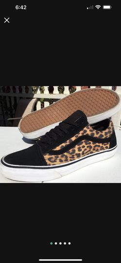 Brand New! Vans Old School Leopard Size 11.5 and 10 !  